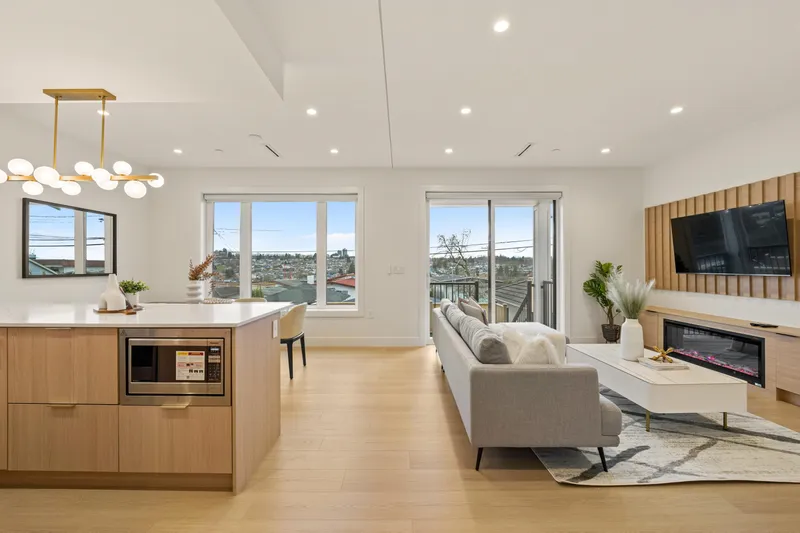 3156-2 E 8TH AVENUE - photo 4 of 25