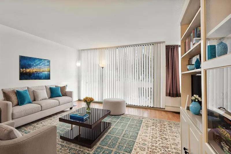 204 4200 MAYBERRY STREET - photo 1 of 25