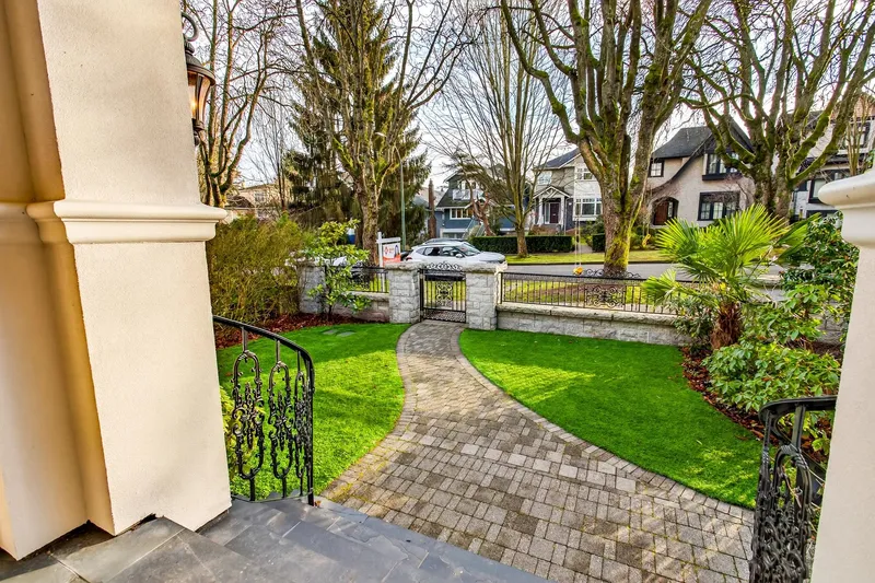 3715 W 22ND AVENUE - photo 3 of 25