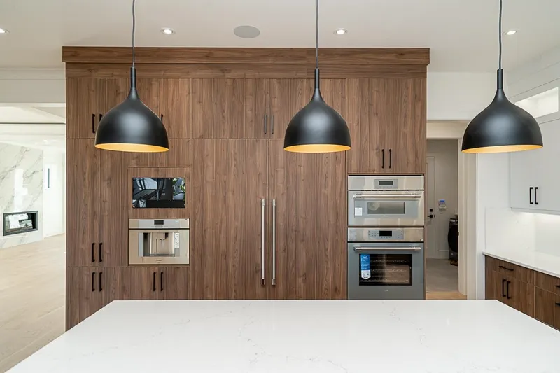 1232 PARKER STREET - photo 2 of 25