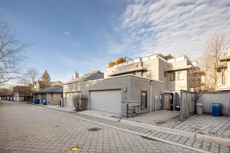 5922 CHANCELLOR BOULEVARD - photo 3 of 9