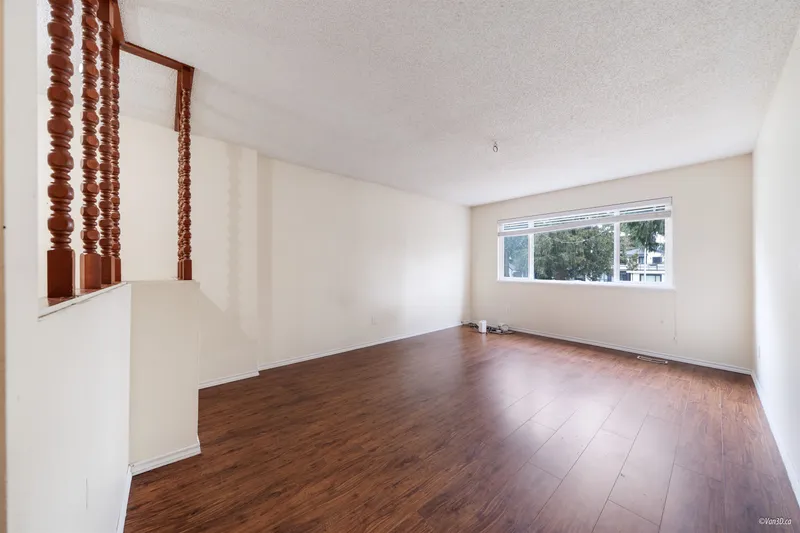 9687 131 STREET - photo 4 of 25