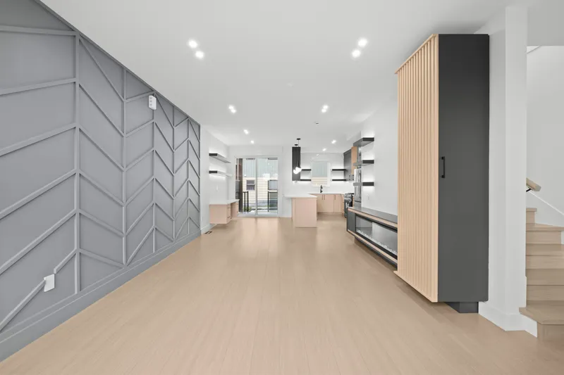 2 314 NELSON STREET - photo 4 of 25