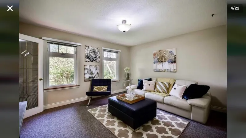 5662 184 STREET - photo 4 of 21