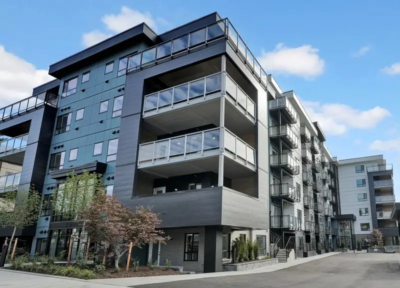 117 33886 PINE STREET - photo 1 of 25