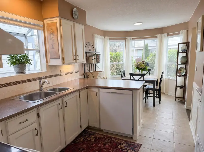 31 9265 122 STREET - photo 4 of 20