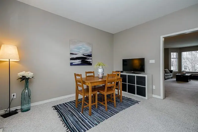 22 6518 121 STREET - photo 3 of 25