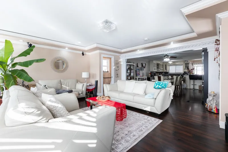 9318 CINNAMON DRIVE - photo 4 of 25