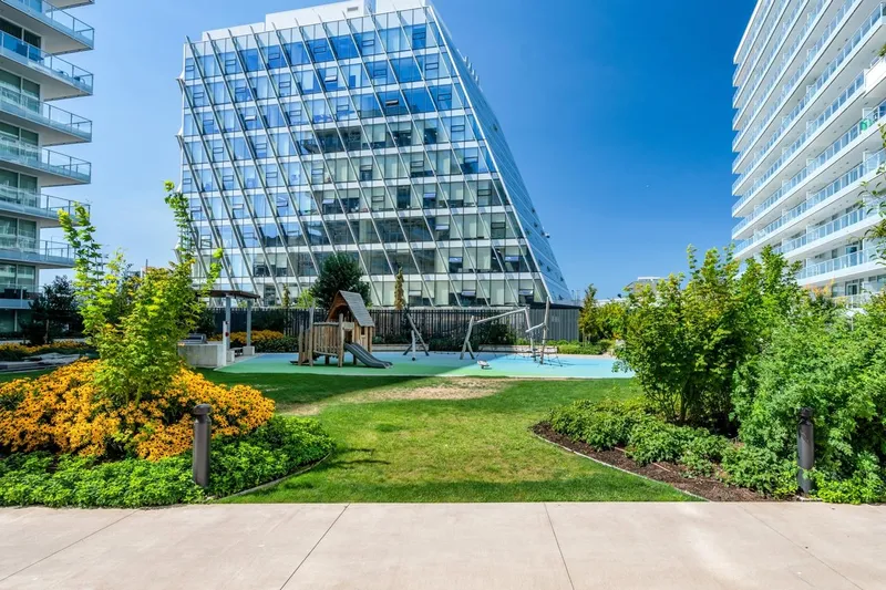 720 6328 NO. 3 ROAD - photo 1 of 25