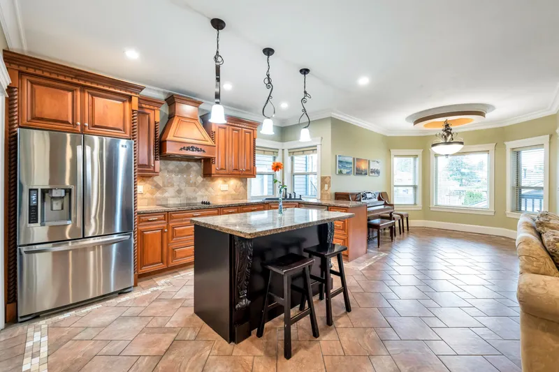 7307 2ND STREET - photo 3 of 25