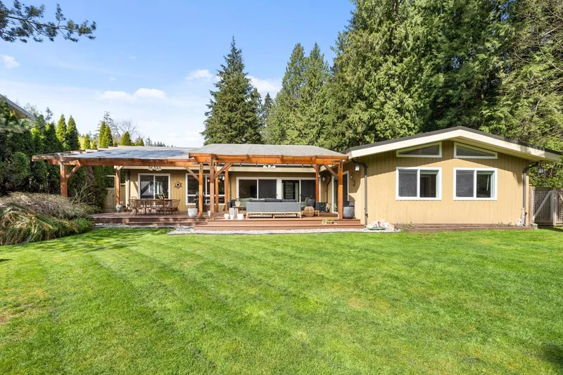 326 MOYNE DRIVE - photo 1 of 25