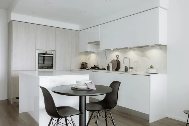 2201 3888 EVERGREEN PLACE - photo 4 of 9