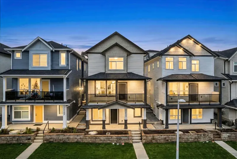 101 16693 16 AVENUE - photo 1 of 25