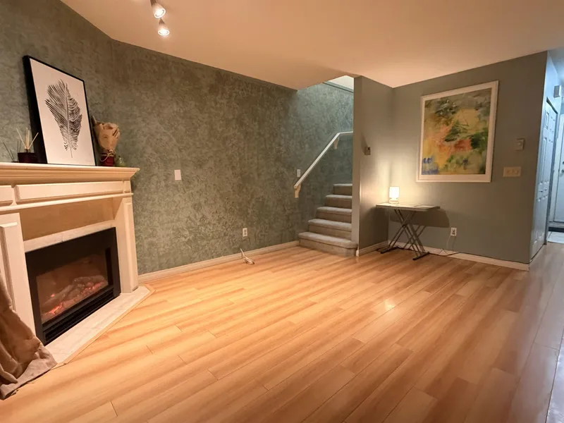 5 7184 STRIDE AVENUE - photo 4 of 21