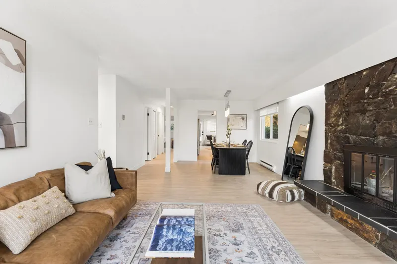 1564 HOPE ROAD - photo 4 of 25