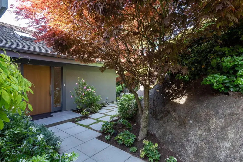 5260 TIMBERFEILD LANE - photo 3 of 25