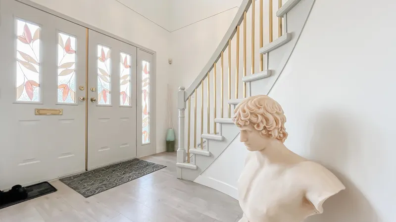 736 E 55TH AVENUE - photo 2 of 25