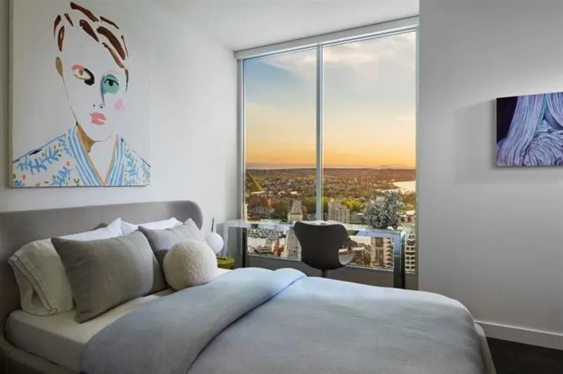 3007 1277 HORNBY STREET - photo 3 of 11