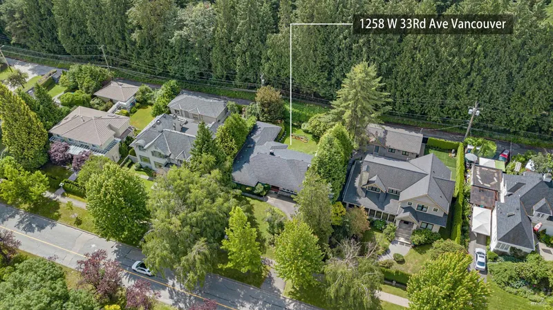 1258 W 33RD AVENUE - photo 4 of 20