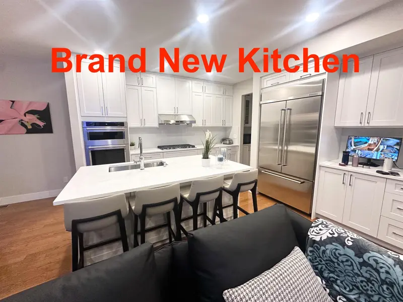 3670 142 STREET - photo 2 of 25