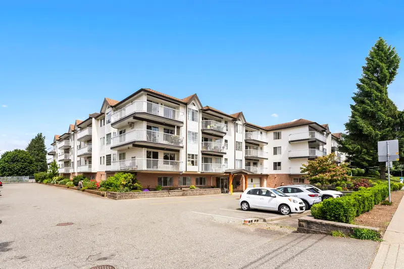 315 33535 KING ROAD - photo 2 of 25