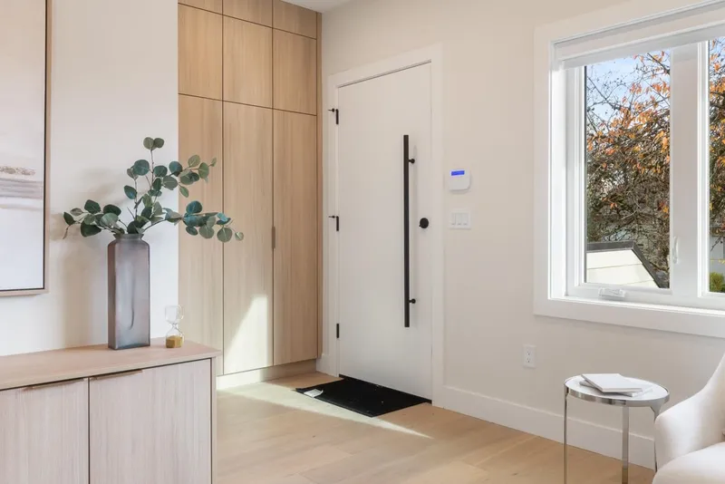 2 1937 TEMPLETON DRIVE - photo 4 of 25