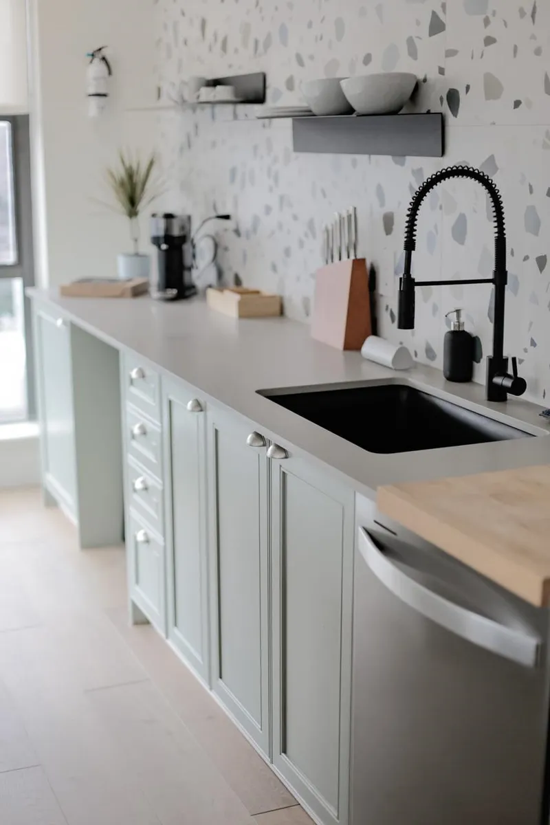 1701 1723 ALBERNI STREET - photo 2 of 14