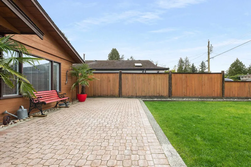 1660 BRAID ROAD - photo 3 of 25