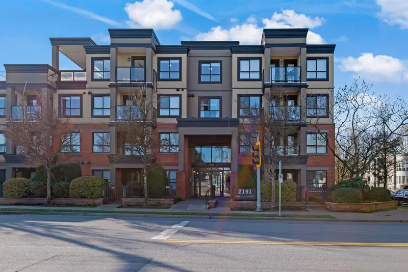 502 2191 SHAUGHNESSY STREET - photo 3 of 25