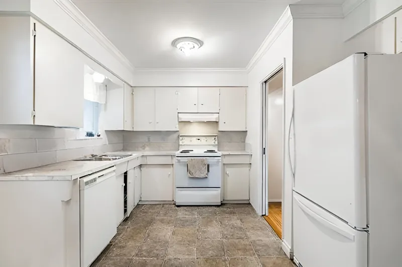 3561 YORK STREET - photo 3 of 25