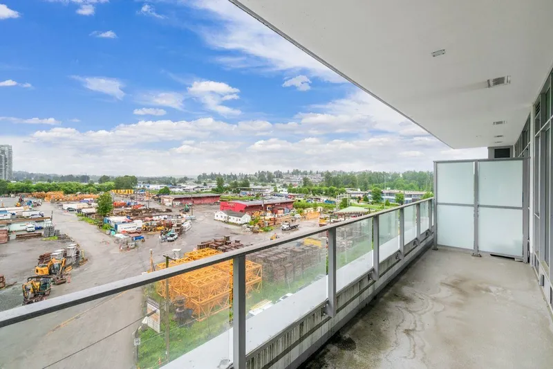 603 2351 BETA AVENUE - photo 2 of 10