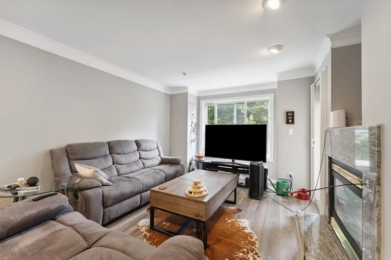 211 8115 121A STREET - photo 2 of 23