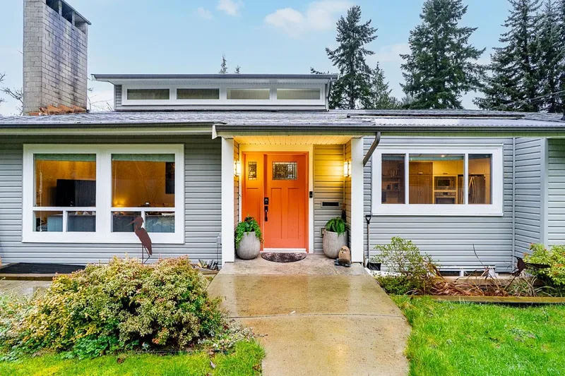 2673 128 STREET - photo 1 of 25