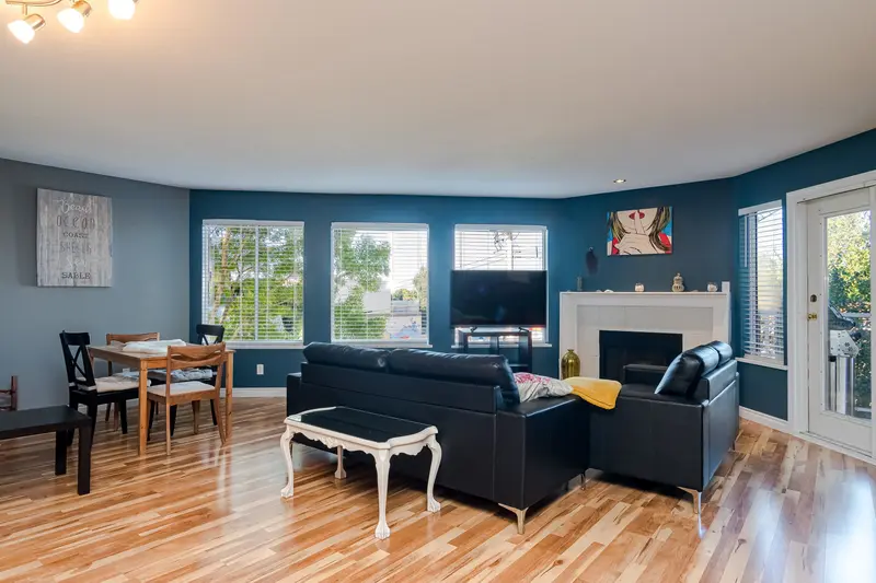 204 1369 GEORGE STREET - photo 3 of 20