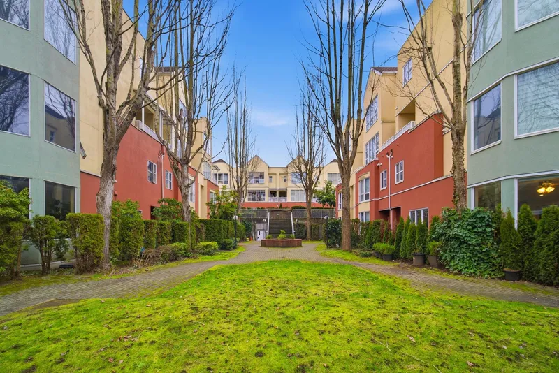 195 8333 JONES ROAD - photo 3 of 25