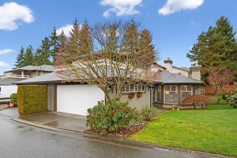 115 16080 82 AVENUE - photo 1 of 25