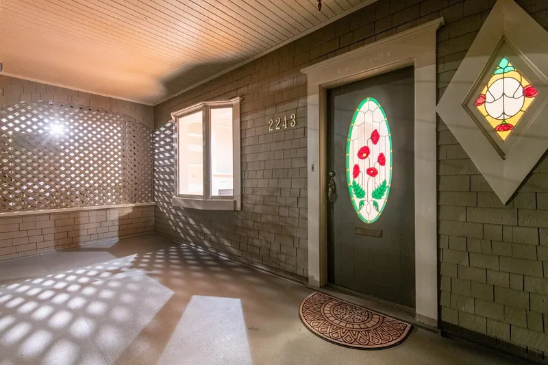 2243 W 5TH AVENUE - photo 2 of 25