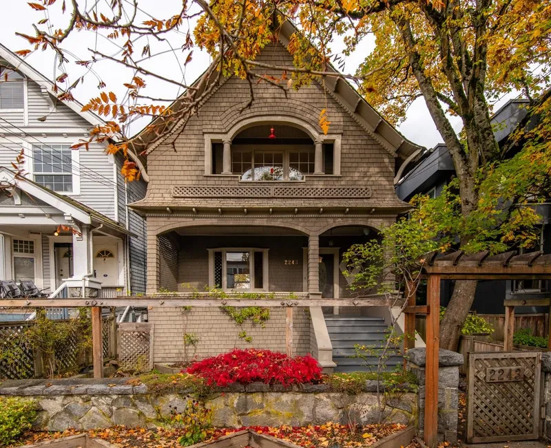 2243 W 5TH AVENUE - photo 3 of 25