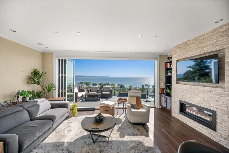 14786 MCDONALD AVENUE - photo 2 of 25