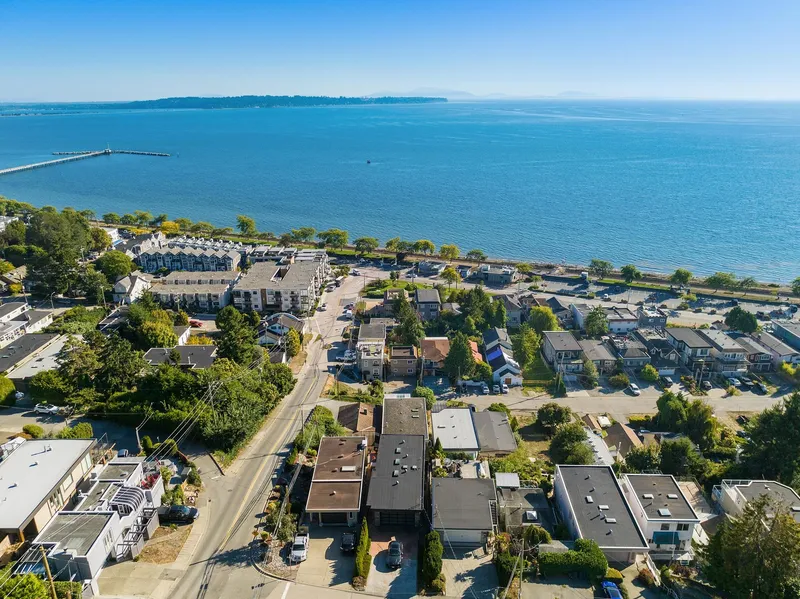 14786 MCDONALD AVENUE - photo 4 of 25