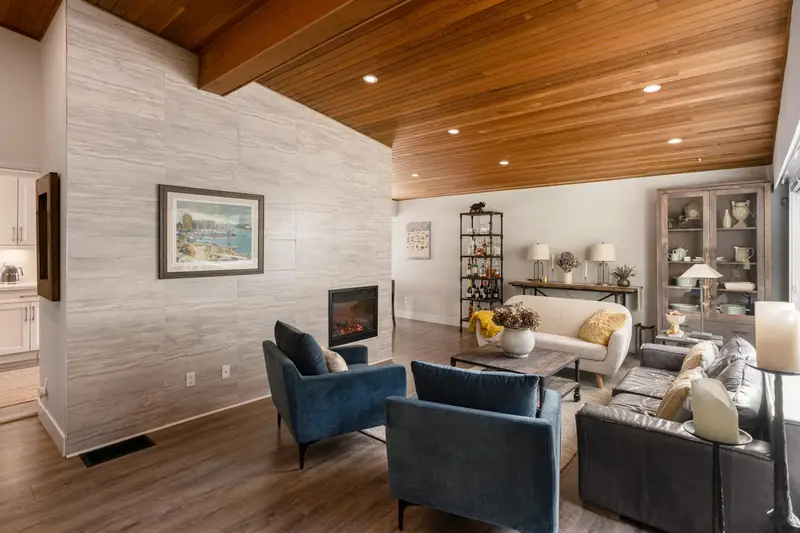 3642 SYKES ROAD - photo 3 of 25