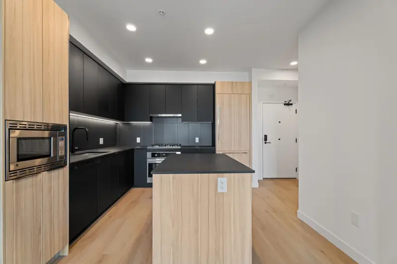 603 2450 GARDEN DRIVE - photo 4 of 23