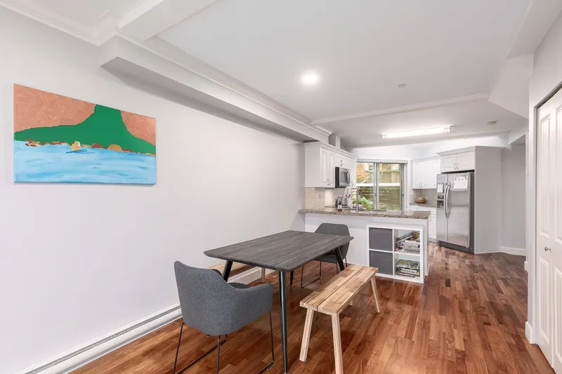 5 215 E 4TH STREET - photo 2 of 25