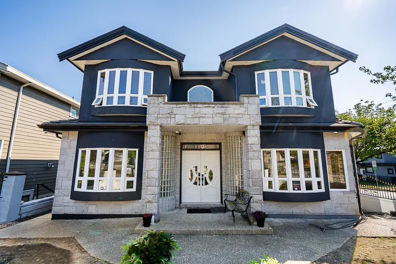 1306 E 60 AVENUE - photo 2 of 25