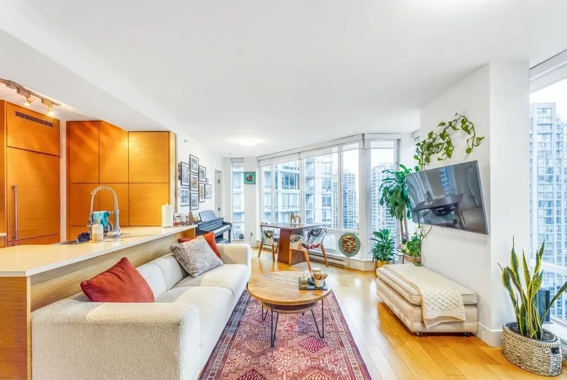 1901 565 SMITHE STREET - photo 2 of 15