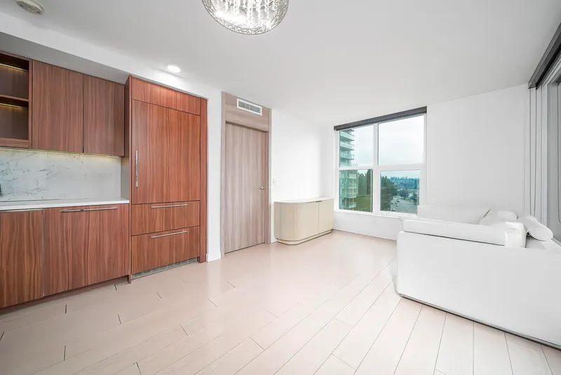 701 455 SW MARINE DRIVE - photo 1 of 25