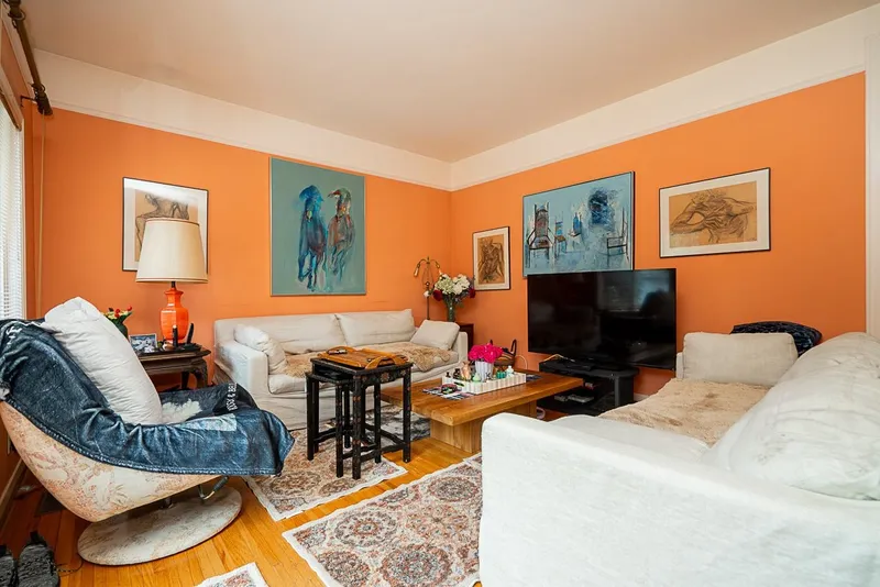 6138 GRANVILLE STREET - photo 4 of 25