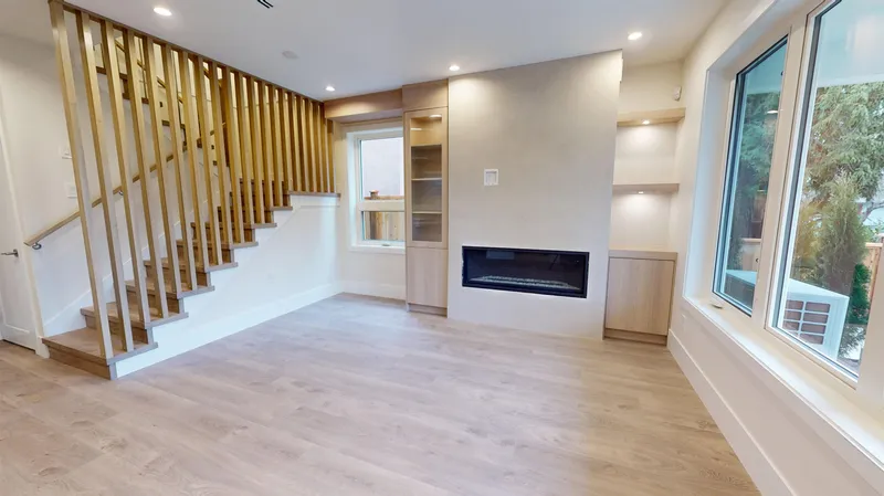 1 2528 TURNER STREET - photo 3 of 19