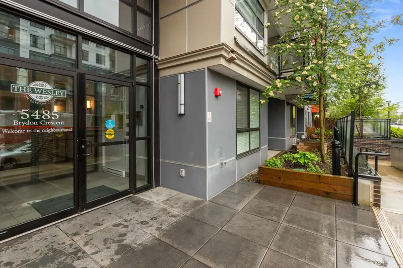 407 5485 BRYDON CRESCENT - photo 4 of 25