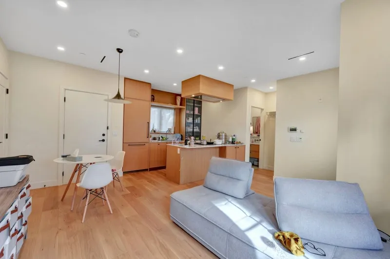 1232 W 26TH AVENUE - photo 3 of 25